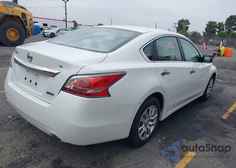 2014 Nissan Altima 2.5 S z USA, uszkodzony, nr VIN 1N4AL3AP6EN360012